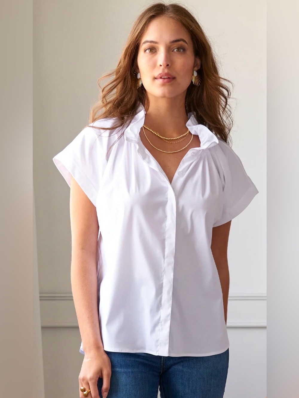 Finley White Ruffle-Neck Short Sleeve Blouse